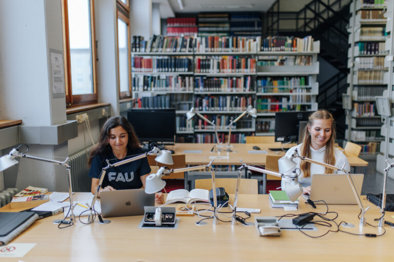 Beitragsbild für Wissenschaftliches Arbeiten
